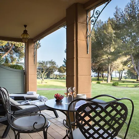 L'hotel & Du Castellet Otel