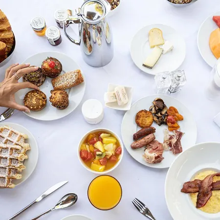 L'hotel & Du Castellet 5* لو كاستليت