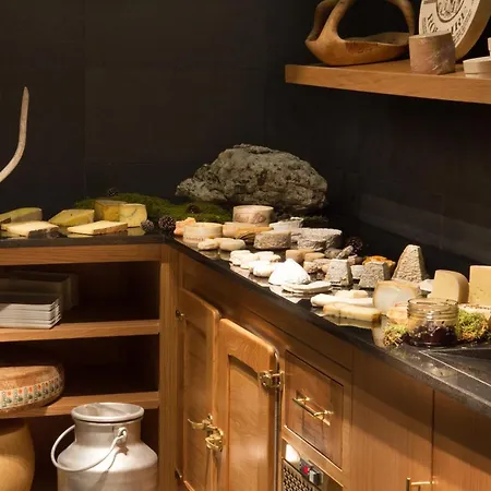 L'hotel & Du Castellet لو كاستليت