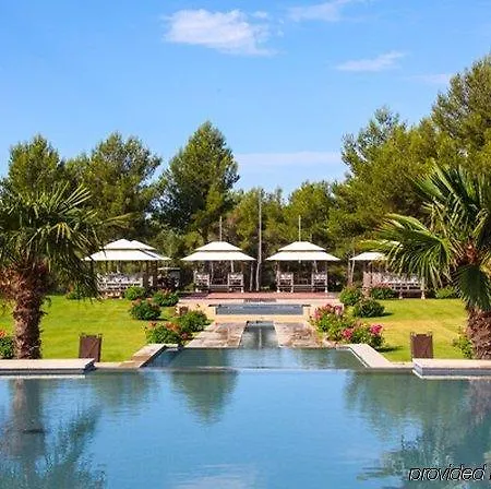 L'hotel & Du Castellet فندق 5*