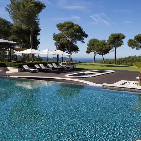 فندق L'hotel & Du Castellet