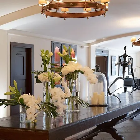 L'hotel & Du Castellet 5*